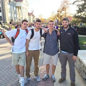 Meet your Posher, Tye